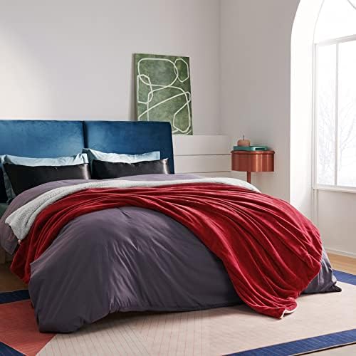 Bedsure Sherpa Fleece Throw Blanket for Couch - Thick and Warm, Soft Fuzzy Plush Throw Blanket for Winter, Red, 50x60 Inches