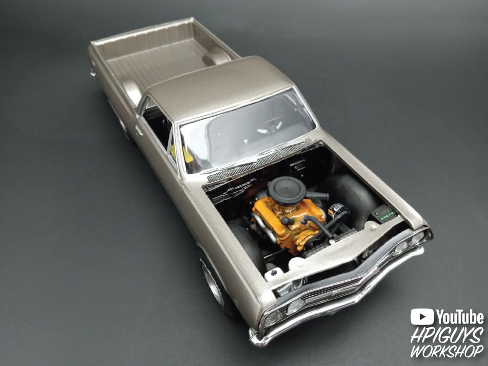 AMT 1965 Chevy El Camino w/Camper 1:25 Scale Model Kit