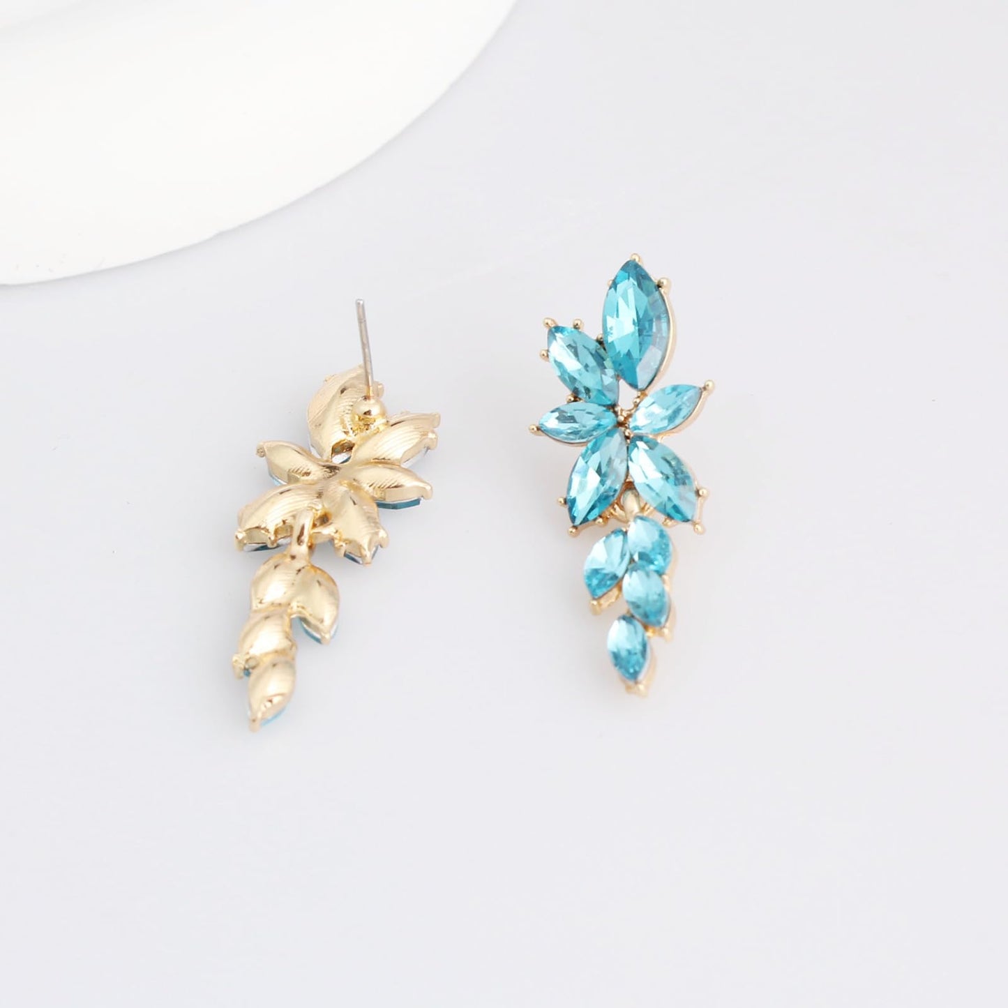 ATIMIGO Elegant Light Blue Rhinestone Dangle Earrings Cluster Crystal Wedding Bridal Earrings for Brides Bridemaids Formal Prom Statement Drop Earrings for Women