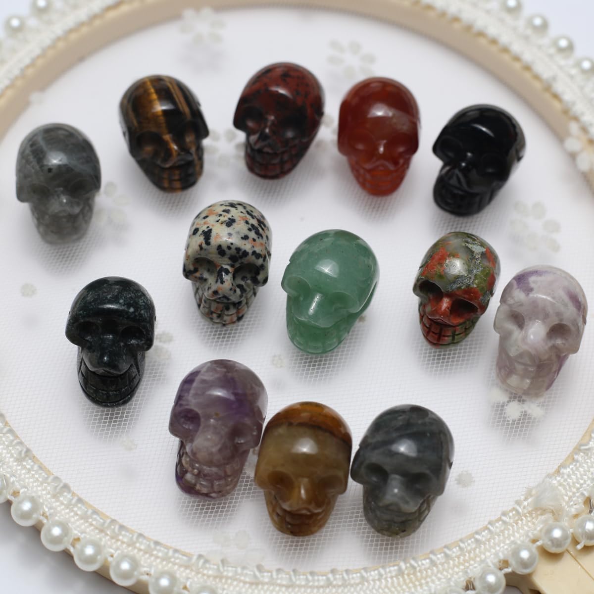 LHJ 7 Pcs Natural Stone Ornaments Crystal Décor Stone Figurines Carved Healing Statue Home Table Sculpture Skull Decoration for Women Men Gift