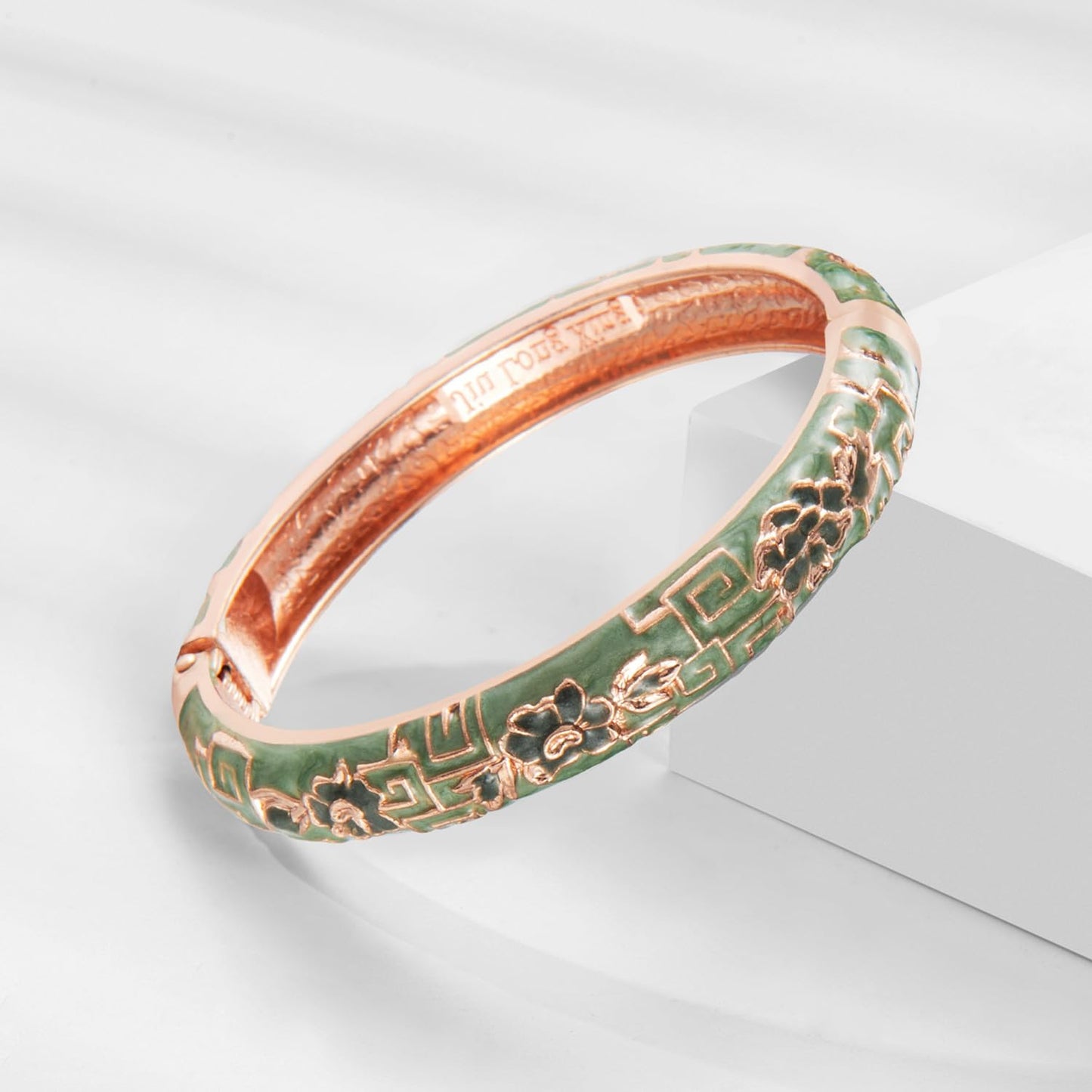 UJOY Gorgeous Bracelets Enameled Floral Cloisonne Gift Plated Cuff Bangles Jewelry Sets Box for Women 55A18-55A114 Pink Green