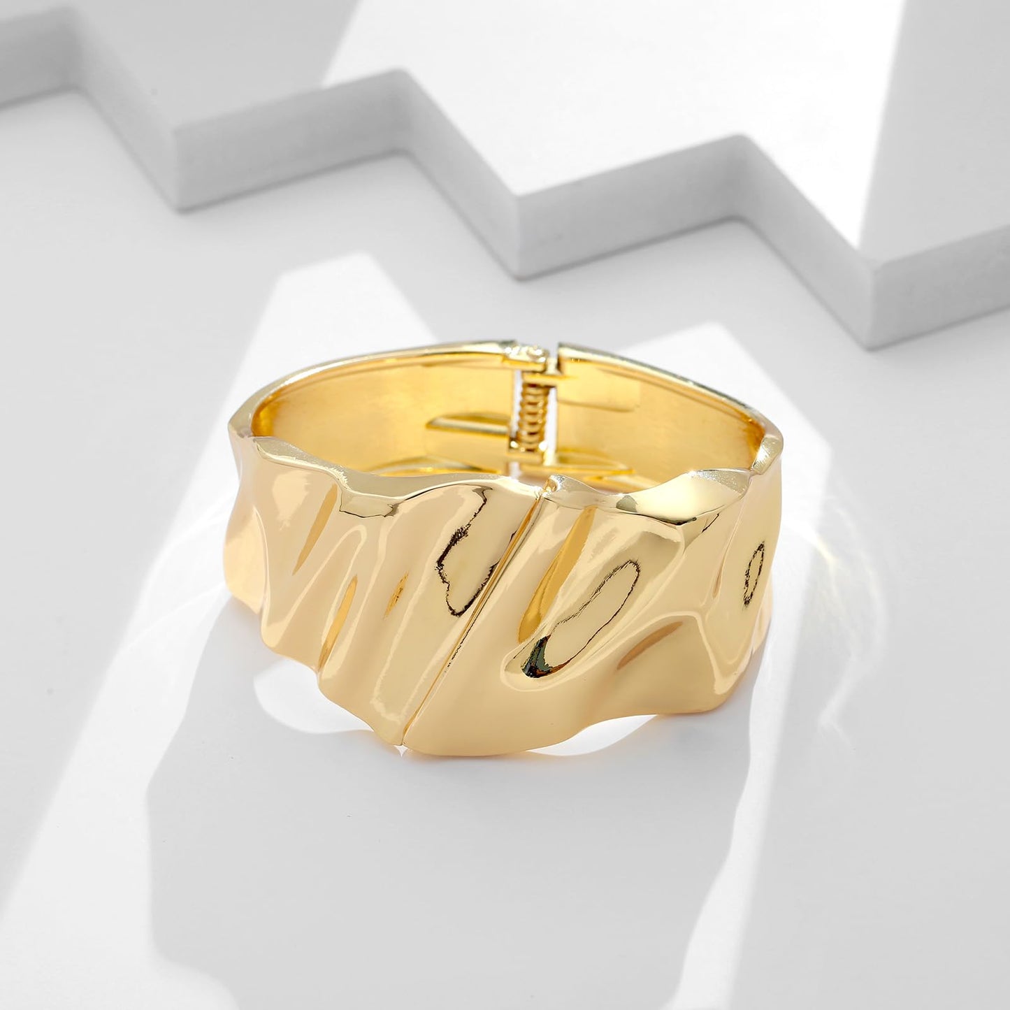 HUAYUNFANG Chunky Gold Bangle Bracelet for Women Wide Irregular Polished Statement Cuff Bracelet Spring Hinged Open Bangle Bracelets