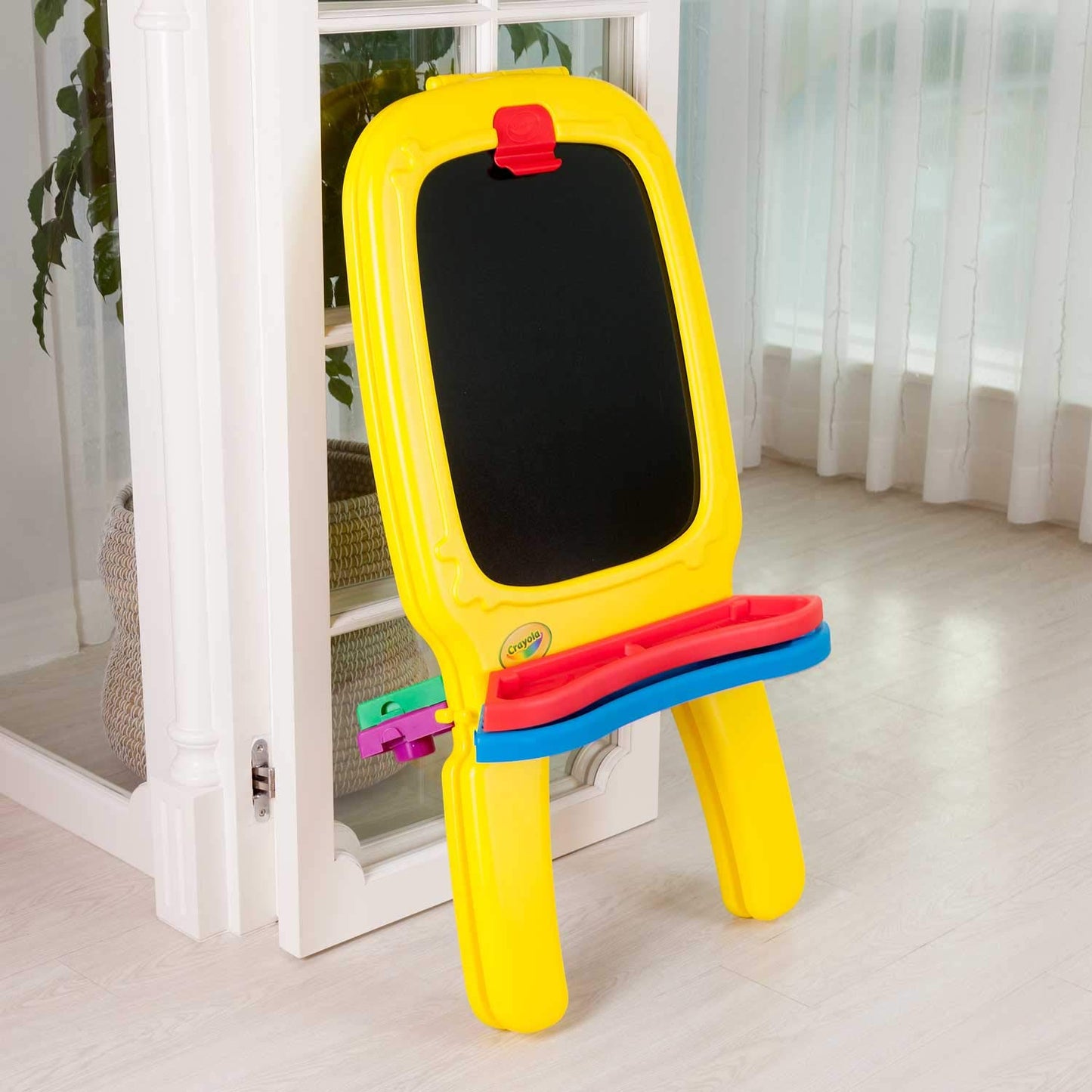 Crayola Deluxe Magnetic Double-Sided Easel – Extra Large Magnetic Dry Erase & Chalkboard – Adjustable Height Art Station with 4 Storage Bins & Paper Roll – Includes Magnets & Gears