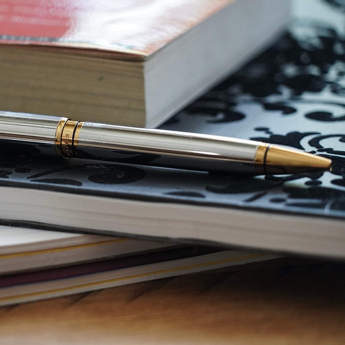 Cross Coventry Polished Chrome with Gold-Tone Ballpoint Pen - Refillable Pen for Smooth Writing - Professional, Elegant Accessory - Black Ink - Long-Lasting Use - Desk Essential - Gift-Ready