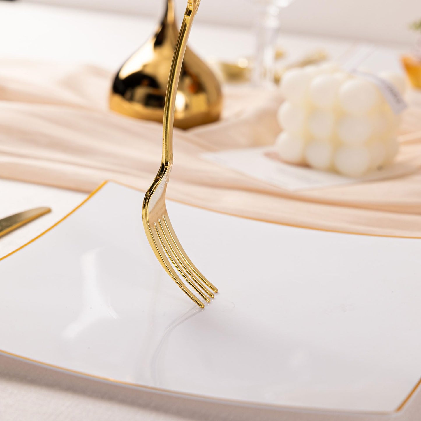 HOMIP 160PCS Gold Plastic Silverware Set Disposable Utensils -Include 80 Forks,40 Knives,40 Spoons -Heavyduty Cutlery Set for Vintage Wedding Party and Daily Use