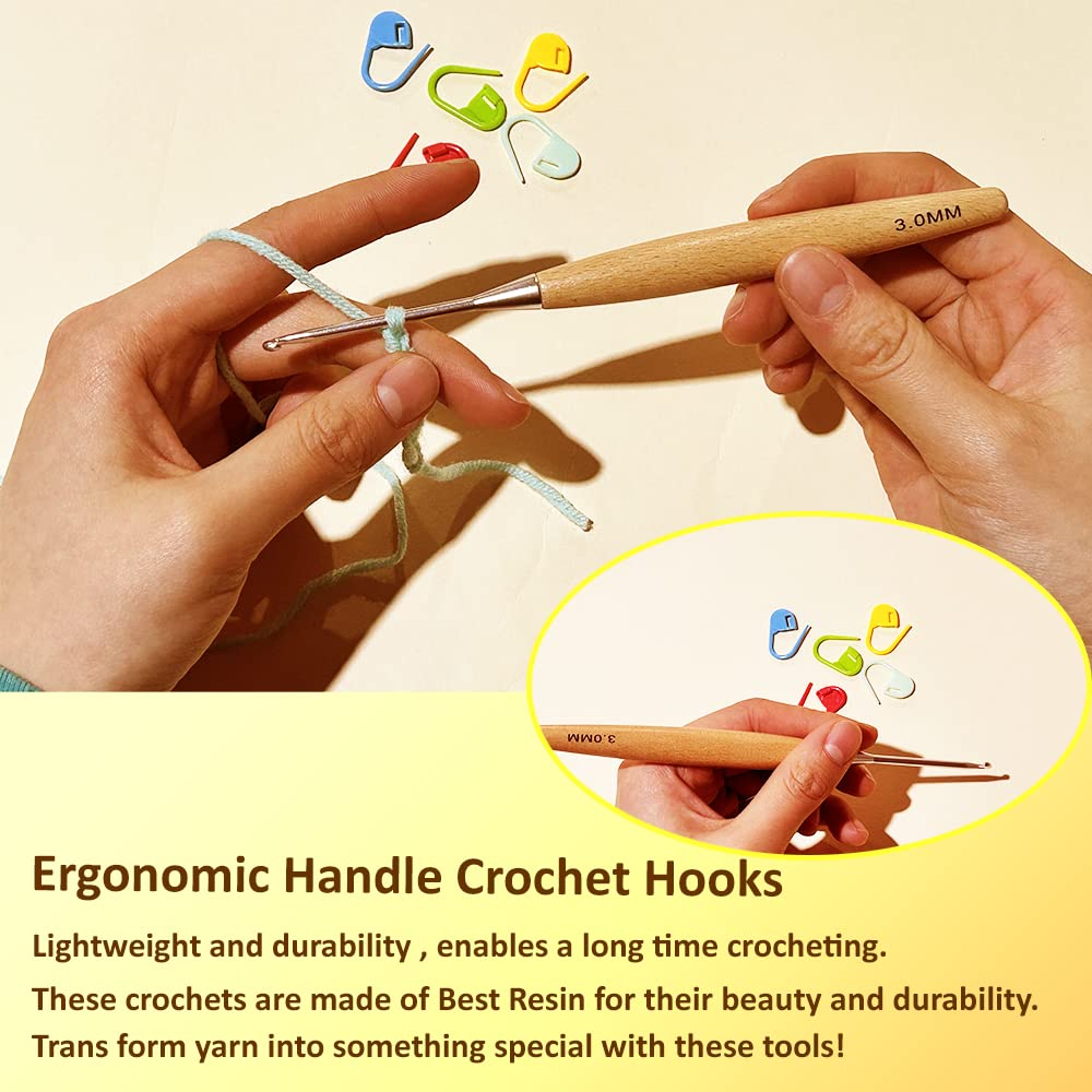 Yarniss Beech Wood Crochet Hooks Set with Case,Ergonomic Handle Crochet Hooks Set 3.0mm~6.0mm