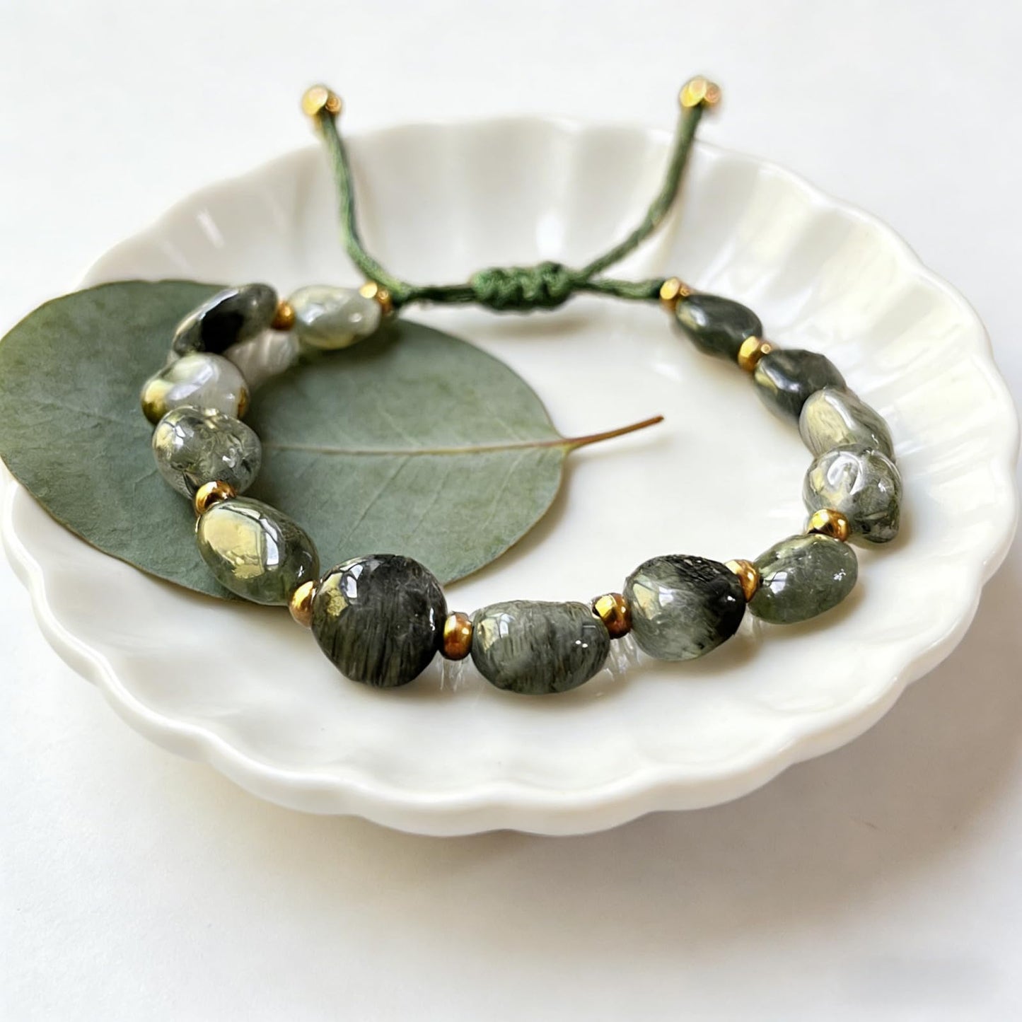 MQCEHTI Nature Stone Bracelet for Women, Handmade Irregular String Boho Beaded Chakra Jasper Healing Western Jewelry (Green)
