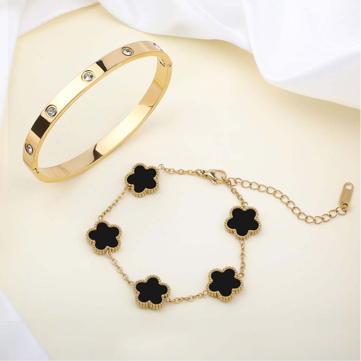 18K Black Gold Plated Clover Bracelet Bangle Set, 4pcs Stackable Four Leaf Gold Bracelet Set for Wife Mom Girlfriend