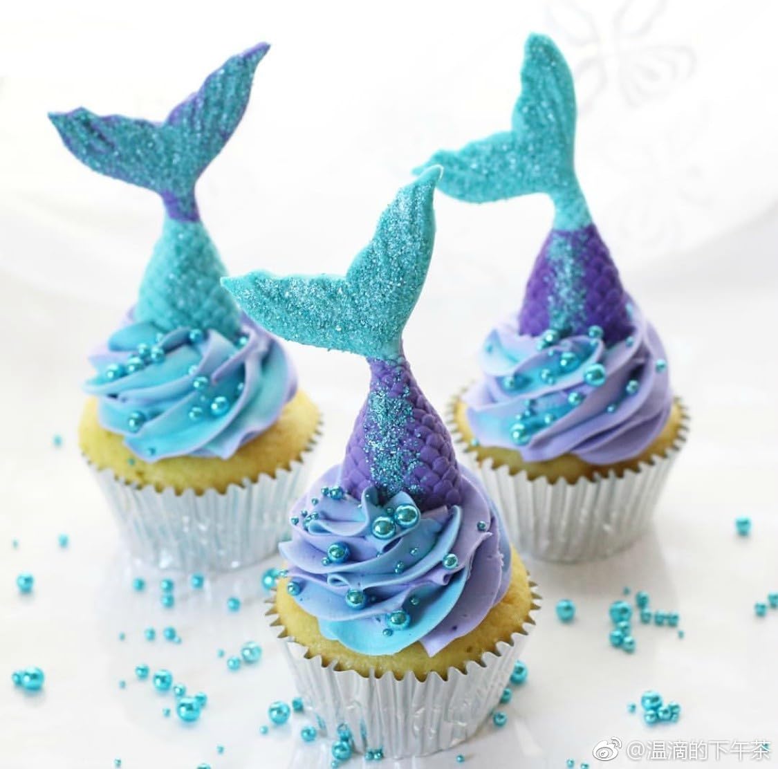 8 PCS Marine Theme Fondant Silicone Mold Seashell Seaweed Sea Fish Coral Conch Sea Turtle Shape DIY Handmade Baking Tools for Cake Cookie Chocolate Candy Decoration Crafts Polymer Clay