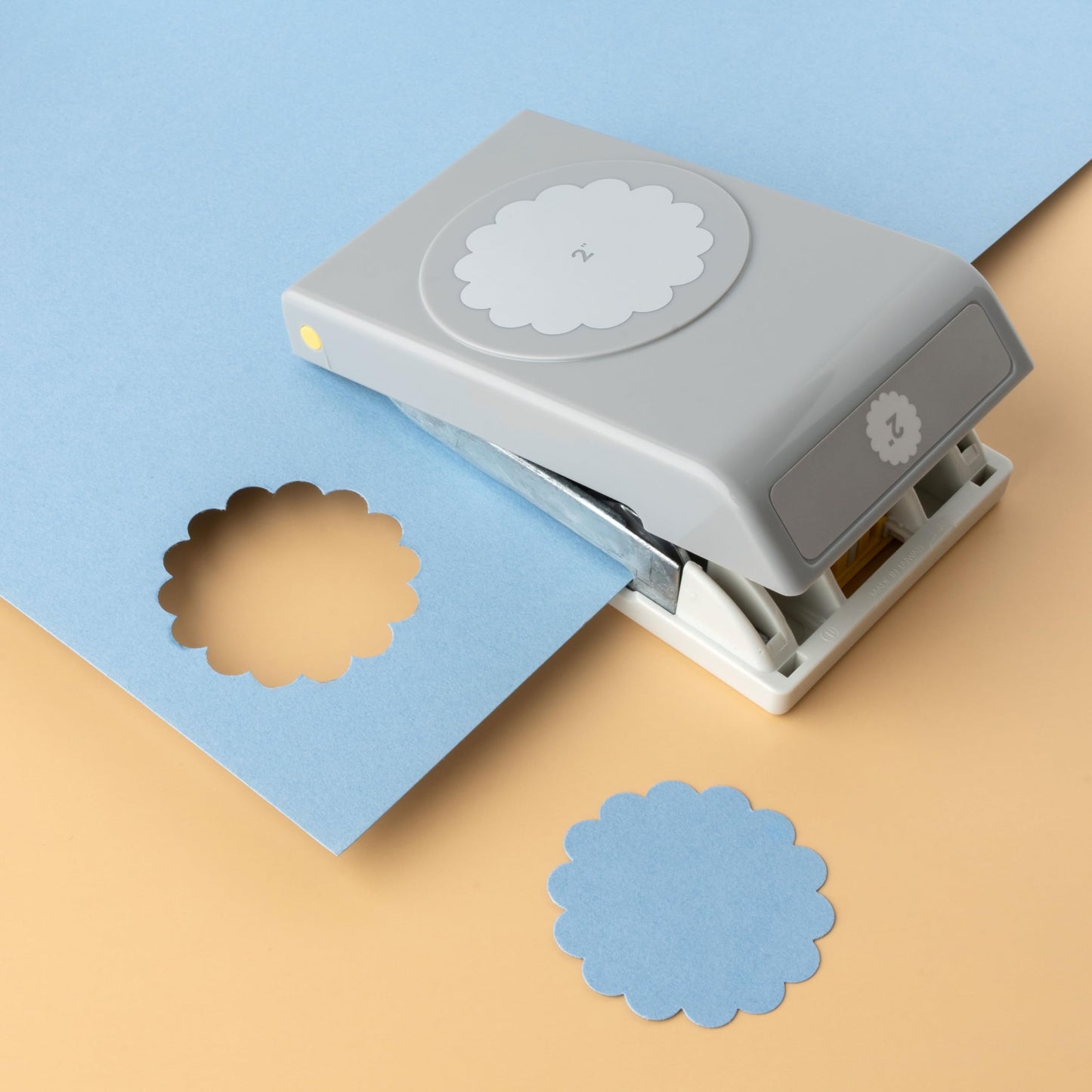 EK Tools Paper-punches, 2-Inch Scallop Circle, Gray, Metal Craft Punch, Stackable, Locks Shut, New Package