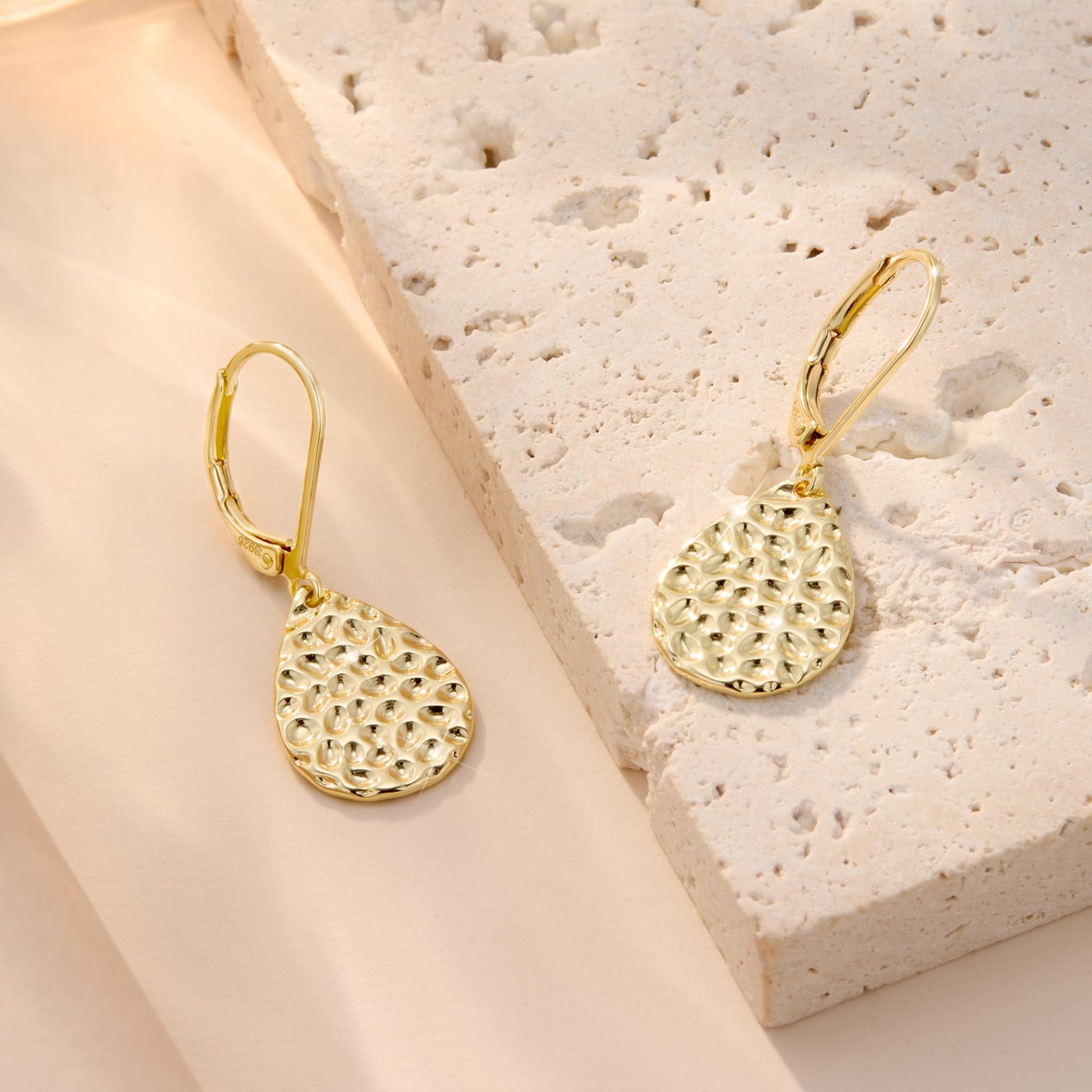 ALEXCRAFT Hammered Teardrop Gold Dangle Earrings for Women Hypoallergenic 14K Gold Teardrop Leverback Hanging Drop Earrings Jewelry for Women