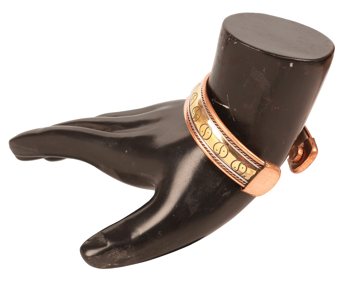 Touchstone handcrafted magnetic copper bracelet. Hand forged with solid and high gauge Tibetan style engraved cuff pure copper jewelry for women men. Yin Yang Pattern
