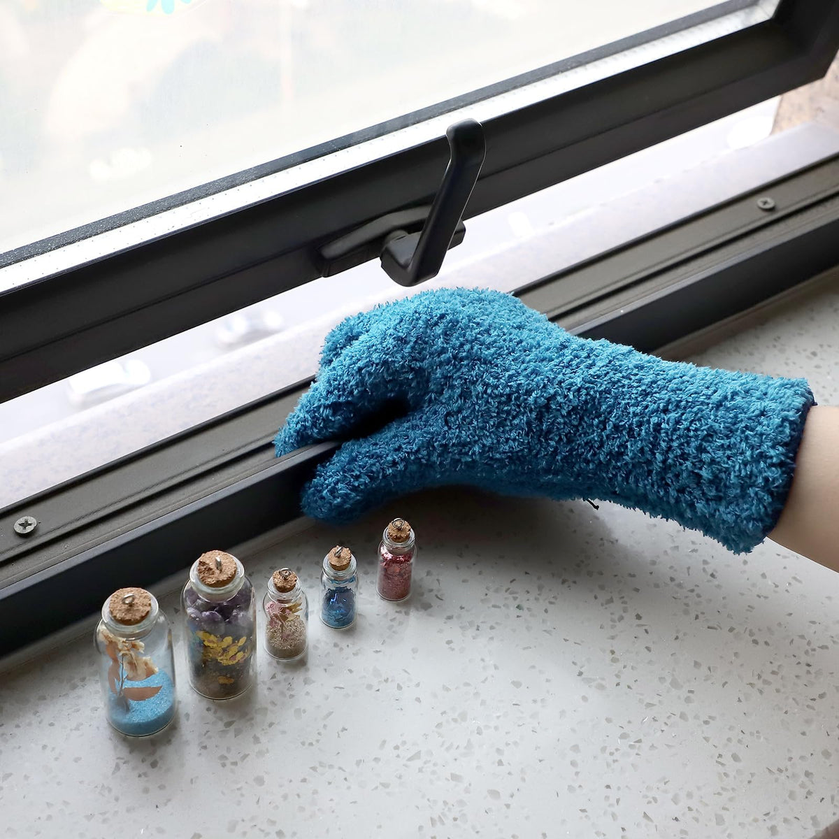 2 Pairs Microfiber Gloves for Plants (2 Count)