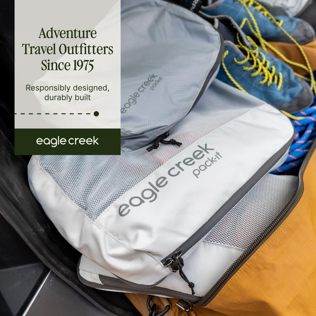 Eagle Creek Pack-It Isolate Compression - Lightweight Cube for Optimizing Luggage Space - Easy-Grab Zipper - Convenient Top Handle - Recycled Materials - Small