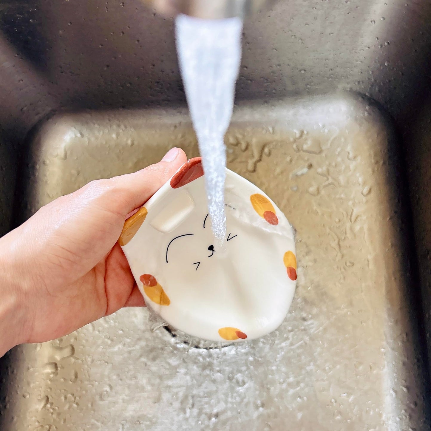PROVIVID Ceramic Utensil Rest for Stove Top, Cute Cartoon Cat Spoon Holder for Ladles, Tong, Patula, Chopsticks, Coffee Spoon Holder, Heat-Resistant Cooking Cutlery Rests,Condiment tray, Snack plate