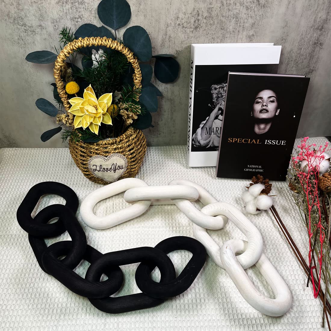 Hanlin Wood Chain Link Decor - Hand Carved Boho Decorative Wood Chain, Farmhouse Decor, Sustainable Pine, Coffee Table Decor, Shelf Decor, for Home Living Room (Black)
