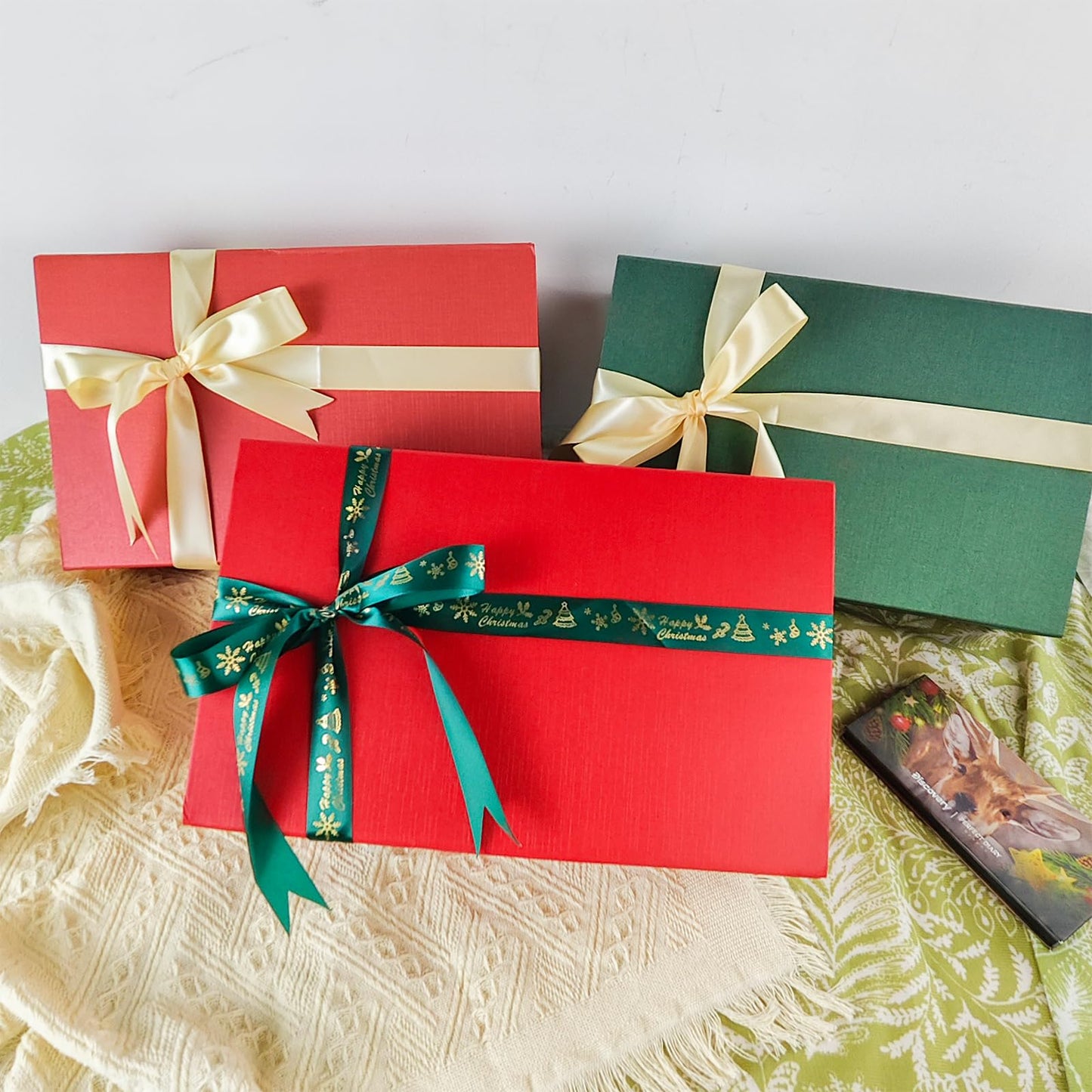 Rinrda Large Christmas Red Gift Box,13.75"x9"x4.5", Gift Boxes with Magnetic Lids for Presents Closure Gift Packing for Birthday,Christmas, Halloween,Wedding,Bridal Gifts