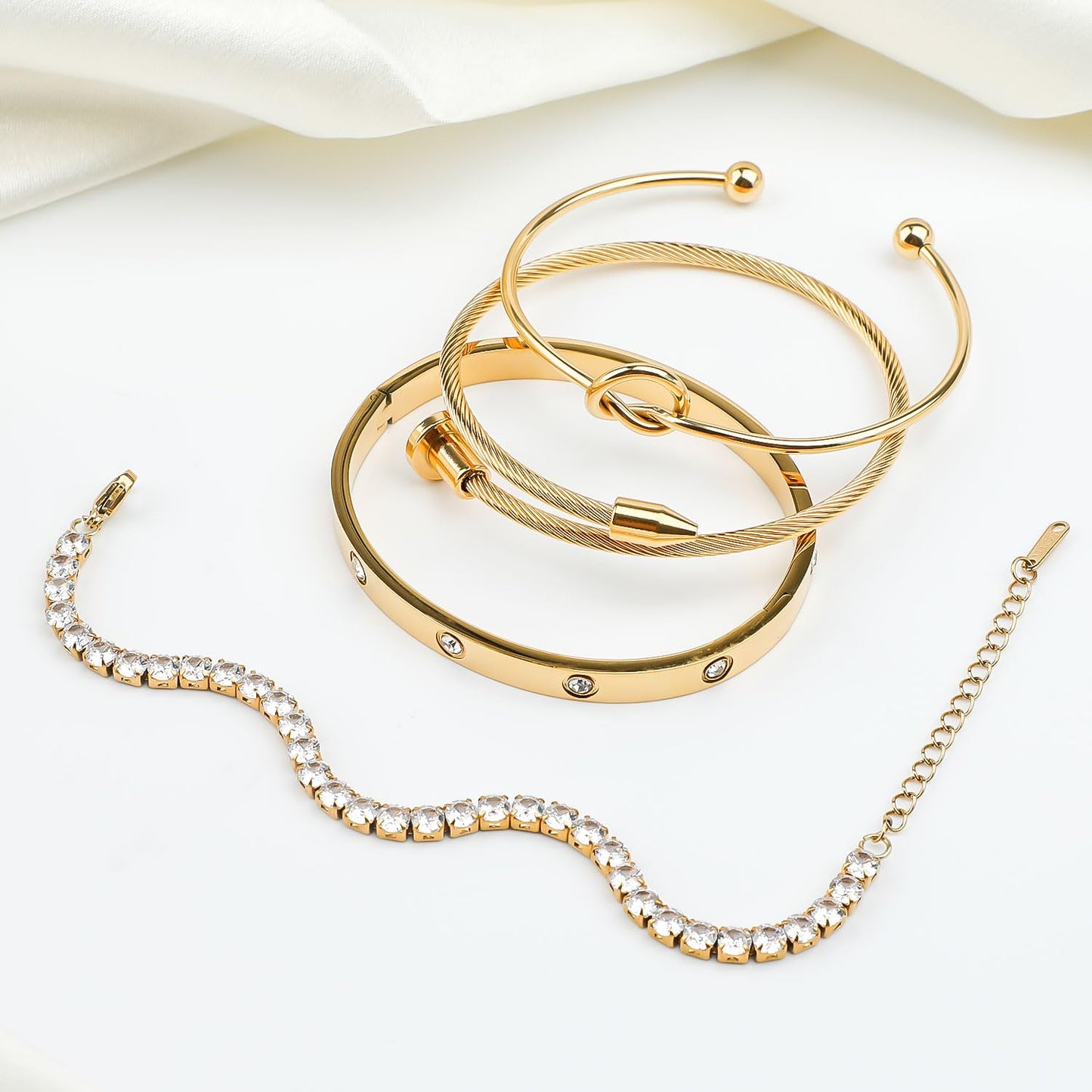 18K Gold Plated Love Nail Bangle Bracelet Set, 4pcs Stackable Stainless Steel Bangles for Wife Mom Girlfriend Daughter