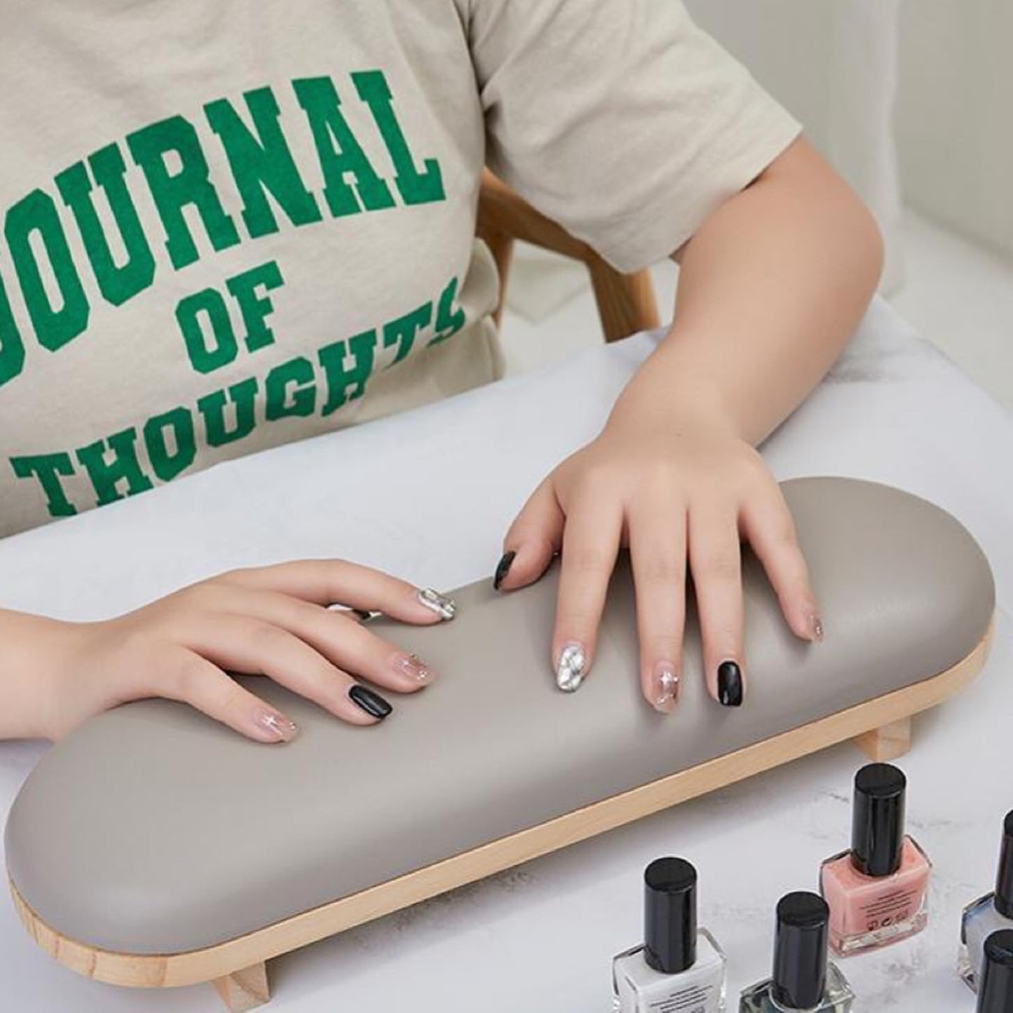 TANG SONG 1PC Sponge Manicure Hand Rest Pillow Wooden Nail Stand Hand Holder Nail Table Manicure Armrest Cushion (Gray)