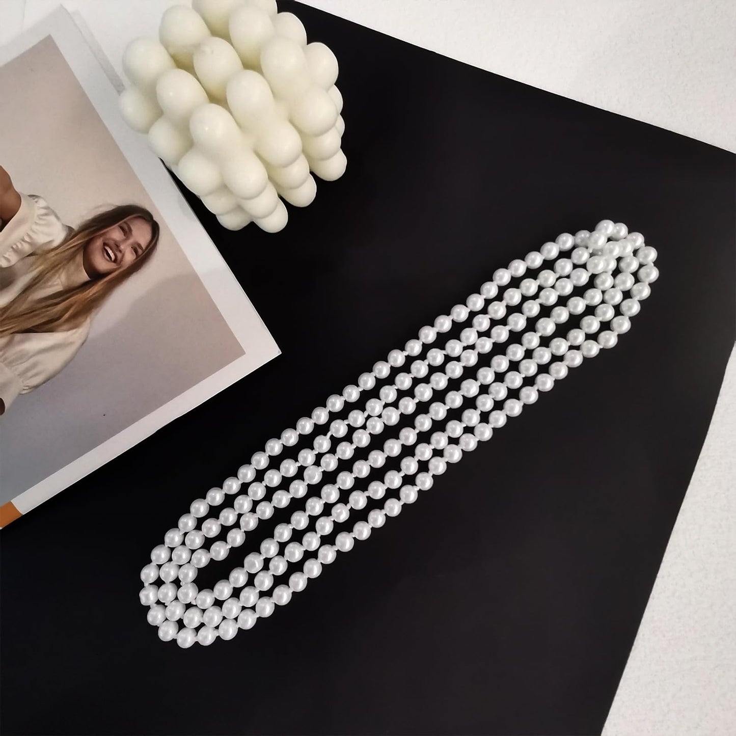 Zeffy Long Pearl Necklaces for Women Layered Faux White Pearl Beads Strand Layered Necklace Bridal Wedding Party 1920s Gatsby Costume Jewelry