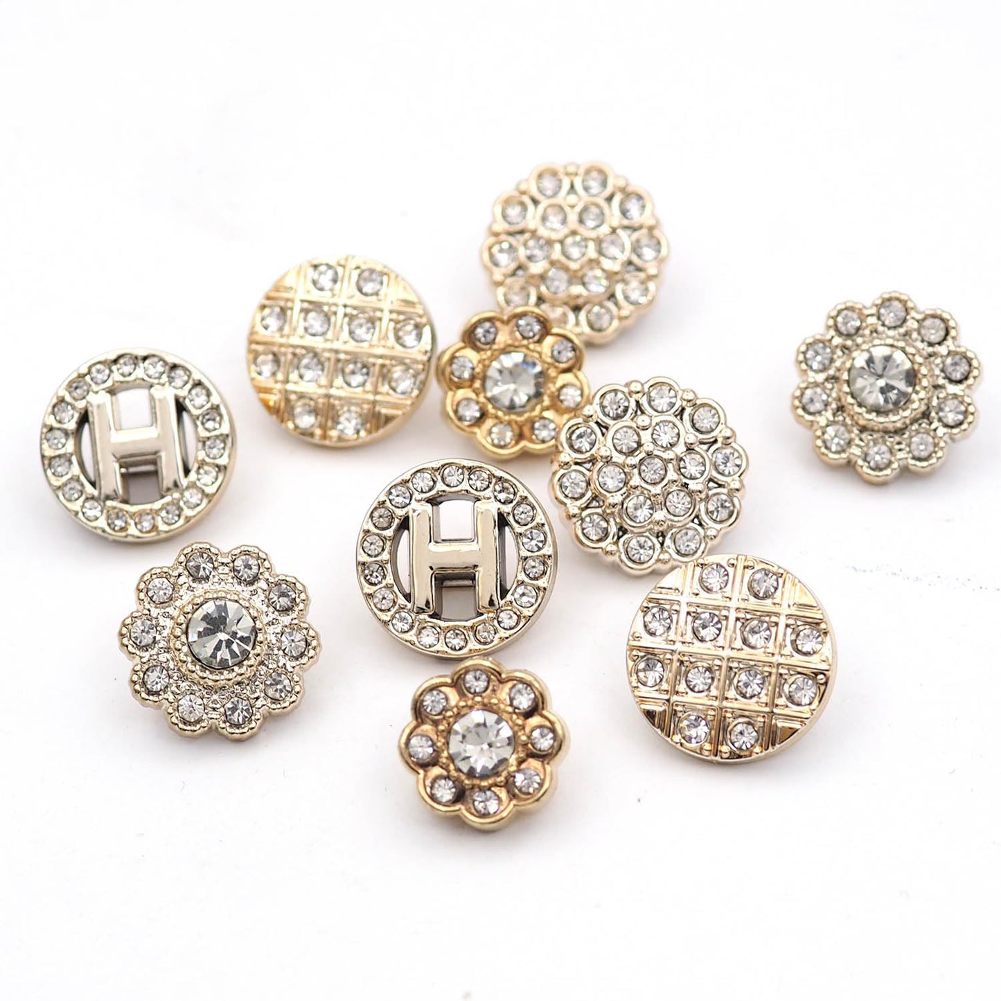 Xiufortion 80PCS Plastic Embellishment Buttons with Rhinestones Set for Coat,Suits,Knitting Sweaters, Sewing Crafting, Replacement, Handmade Crafts stored in a Plastic Box(5 Styles Mixed)