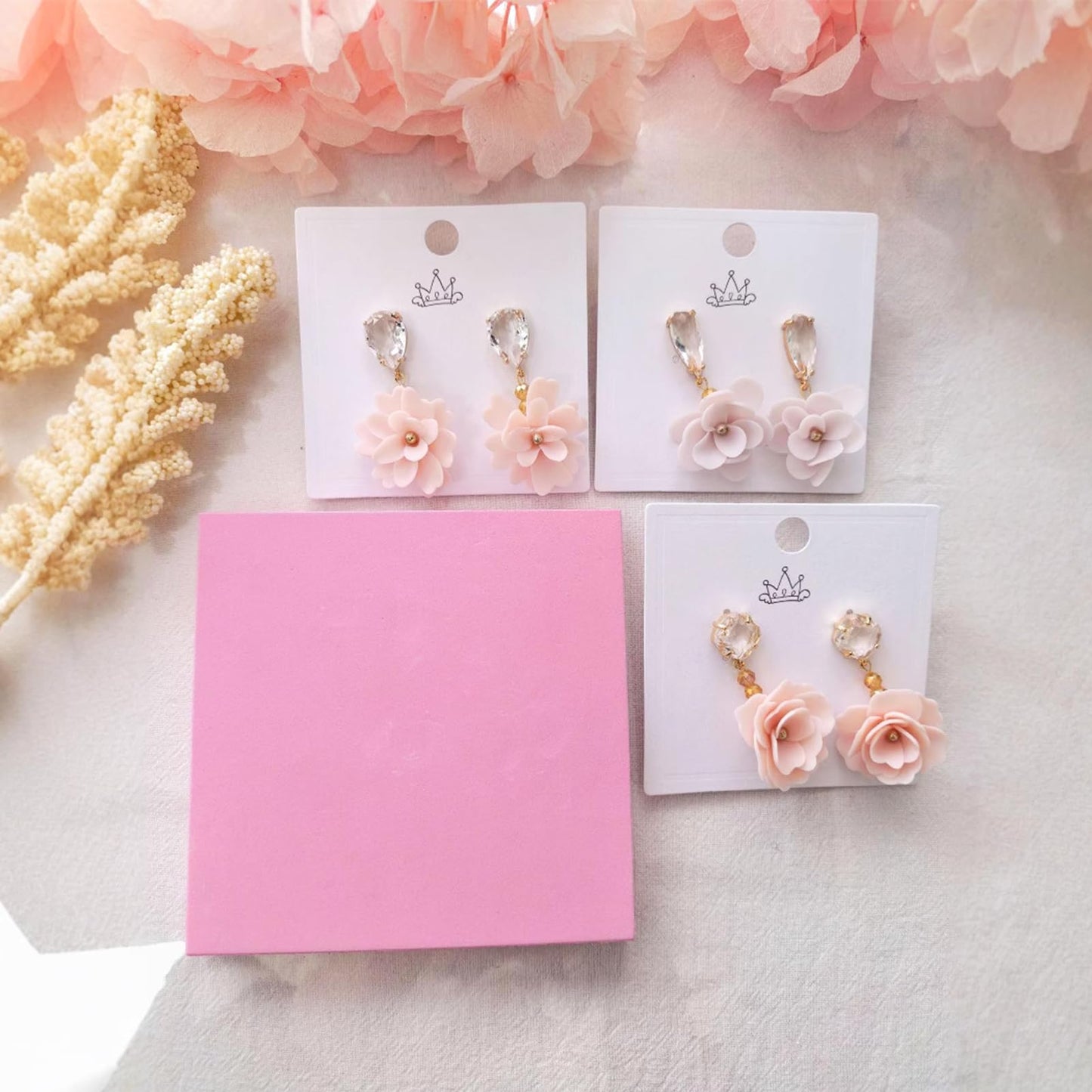 Biutee Flower Polymer Clay Cutters, 10 Shapes Floral & Leaf Micro Clay Cutters, Clay Earring Cutters Mini Floral Clay Cutters Polymer Clay Earring Making Kit for Jewelry Earrings Making DIY Tools