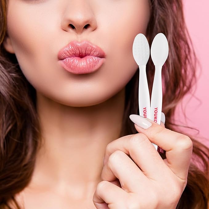 Lip Scrub Brush,Double-Sided Silicone Exfoliating Lip Brush Tool for Smoother and Fuller Lip Appearance,White,2pcs