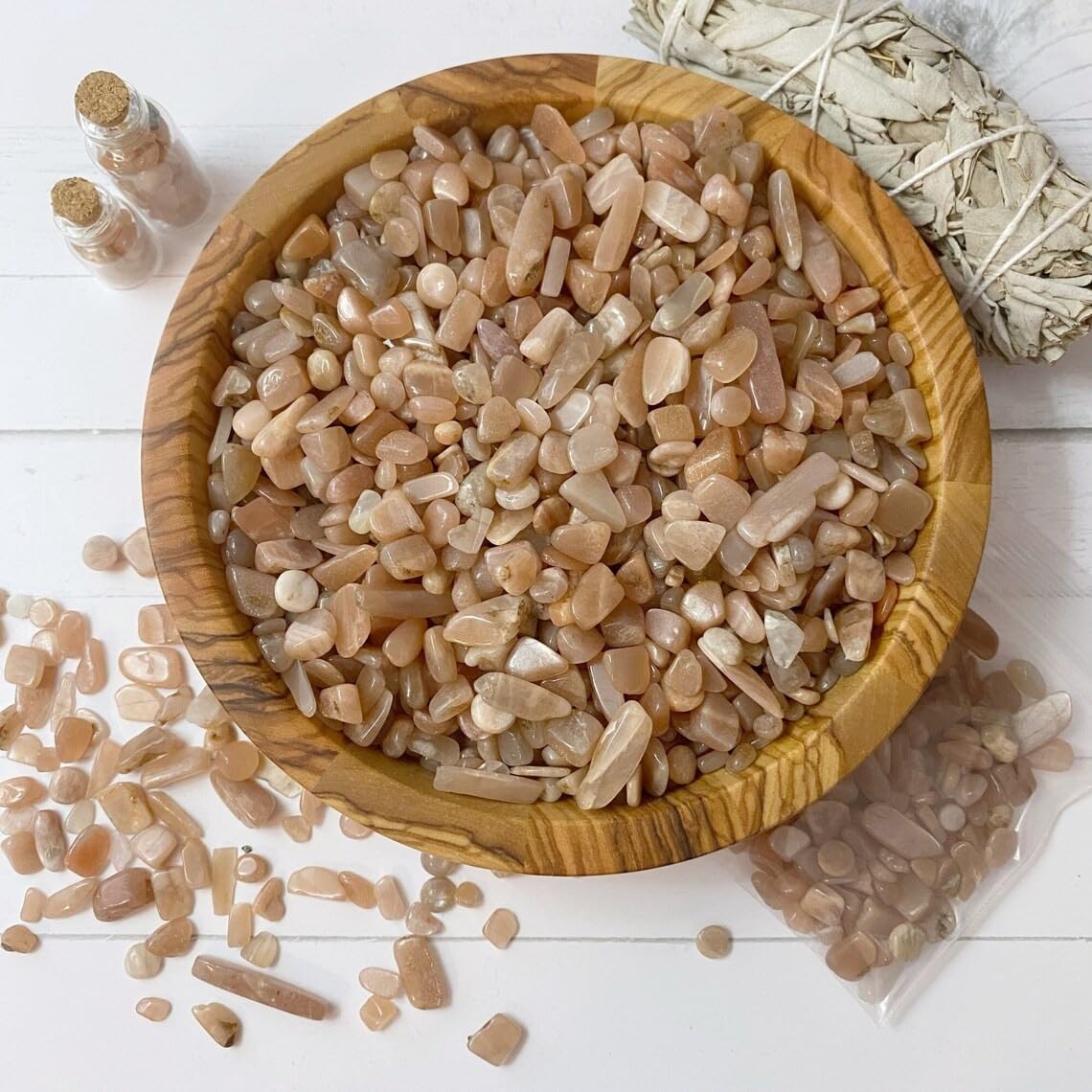 Indian Consigners Natural Crushed Polished Tumbled Gem Stone Chips, Decoration & Healing Crystals (Peach Moonstone)