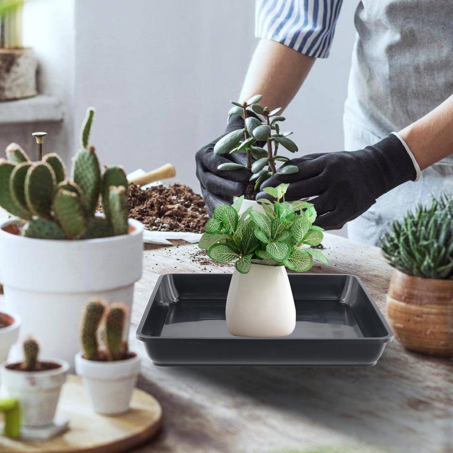SOUJAP 20 Pack Black Square Plant Saucer, 8.7 Inch Inner Flower Pot Drip Tray for Outdoor Indoors,10 Inch Outer
