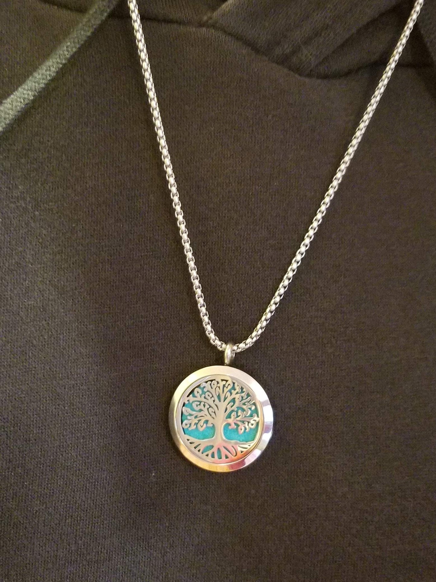 Aromatherapy Essential Oil Diffuser Necklace Stainless Steel lnspirational Locket Pendant(Tree of Life)