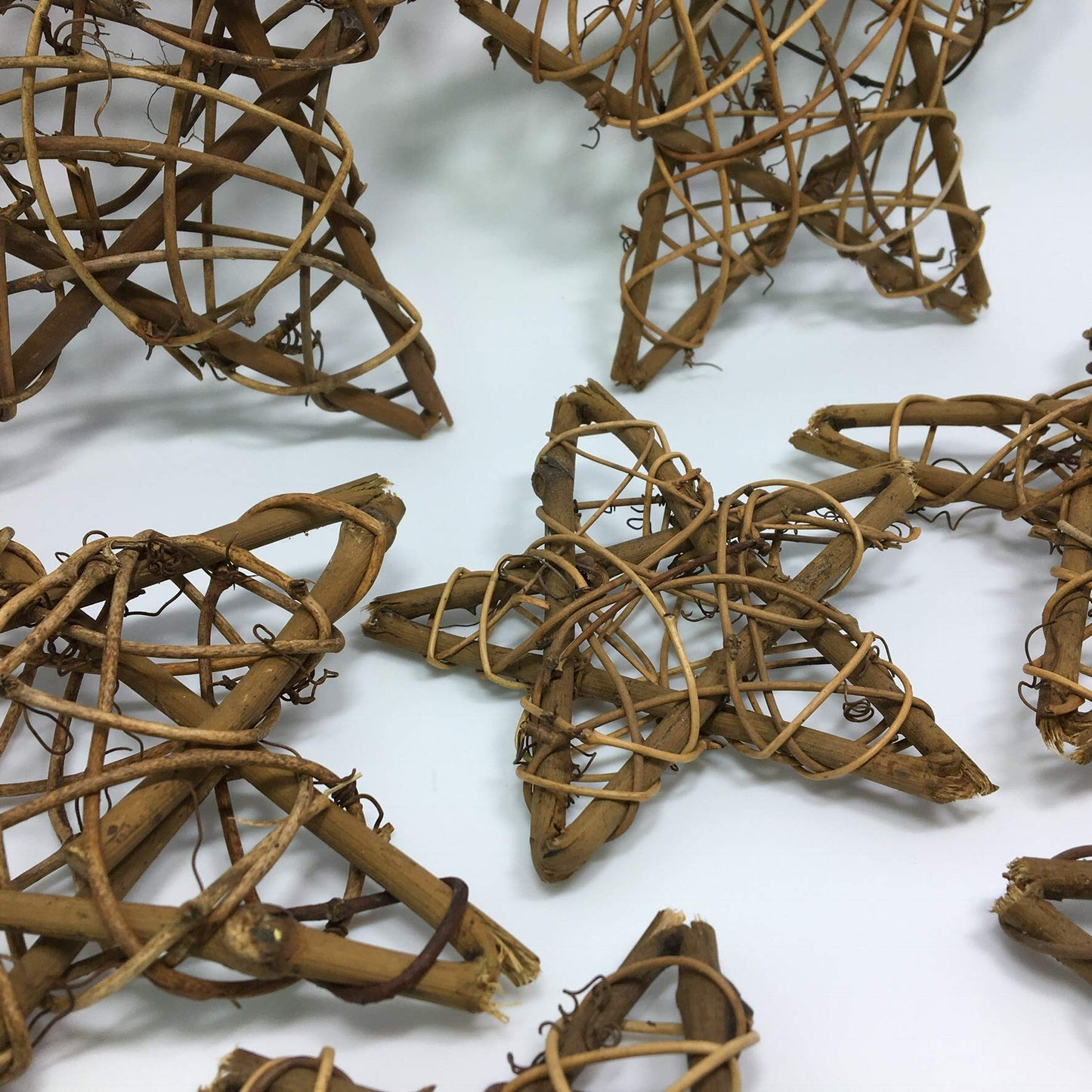 Natural Grapevine Mesh Star Wreath DIY Craft Vines Base Grapevine Roll for Rustic Summer Fall Christmas Wreath Door Garland Hanging Decor
