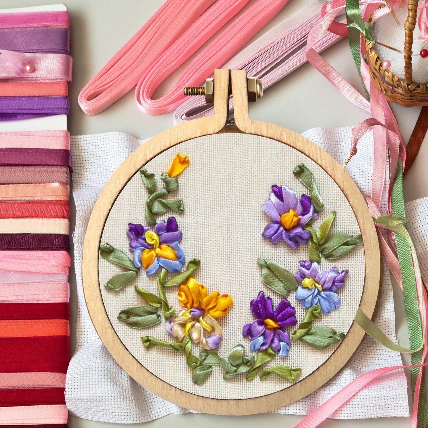 Syhood 16 Sets Mini Embroidery Hoop Wooden Mini Stitch Hoop Ring for DIY Pendant Crafts, Round, Oval Vertical, Oval Horizontal
