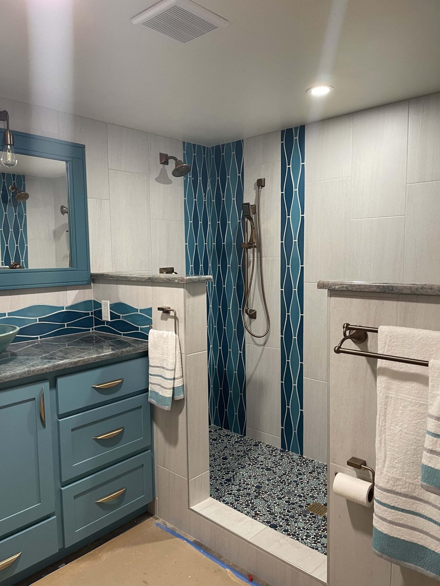 Hominter Artisan Pebble Mosaic Tile Sheet Irregular Blue Green Stone-Look Waterproof Ceramic Shower Floor & Wall Tiles, Kitchen Bath Backsplash and Pool Tiles (3x12 Sample)