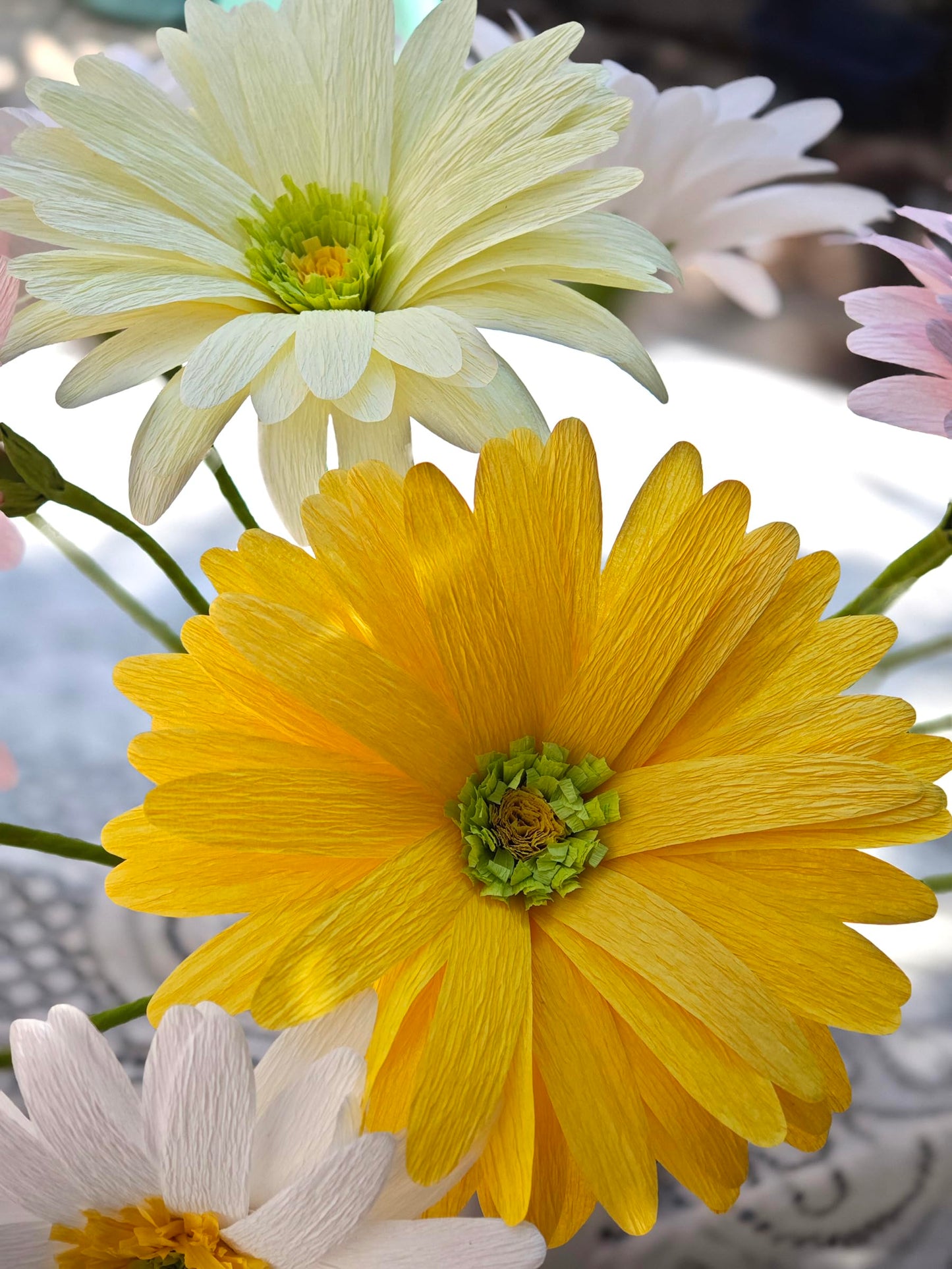 DIY Crepe Paper Flower Making Kit Yellow & Beige Daisy Bouquet 12 pcs Home Decor Set for Table Centerpieces Party Decor & DIY Craft Projects
