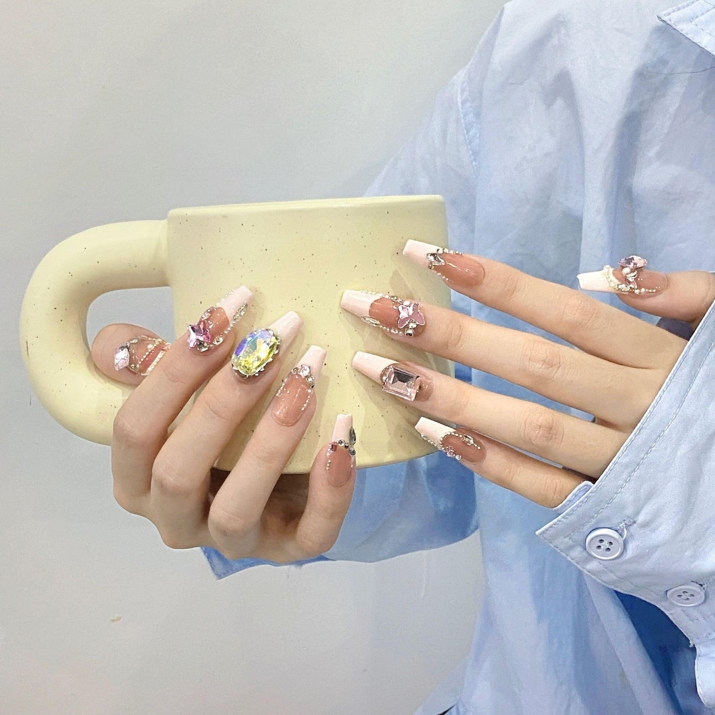 Wsiliana Handmade Fake Nails Press On Nails Medium Short Coffin Pink Tip 3D Design Art Charms Cute with Storage Box 10 Pcs (079, M)