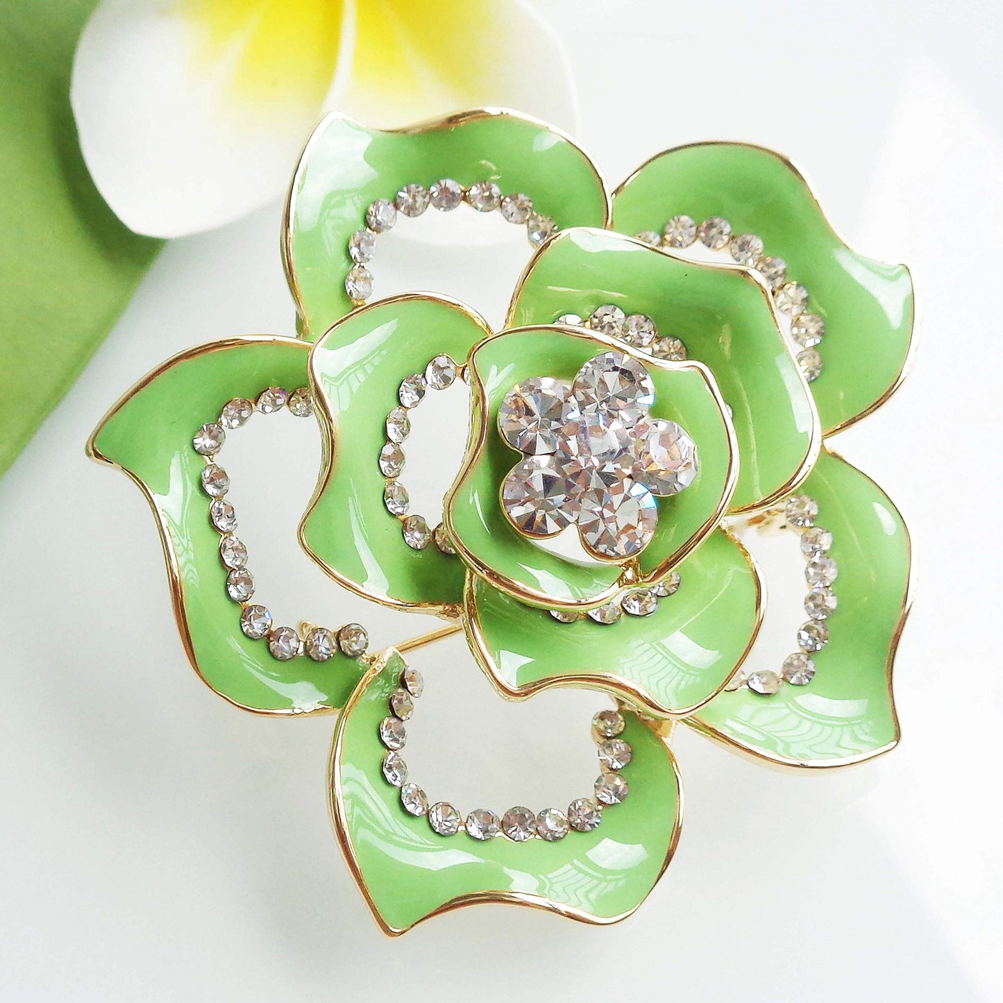 Navachi 18k Gold Plated Crystal Green Enamel Rose Flower Az7195b Brooch pins