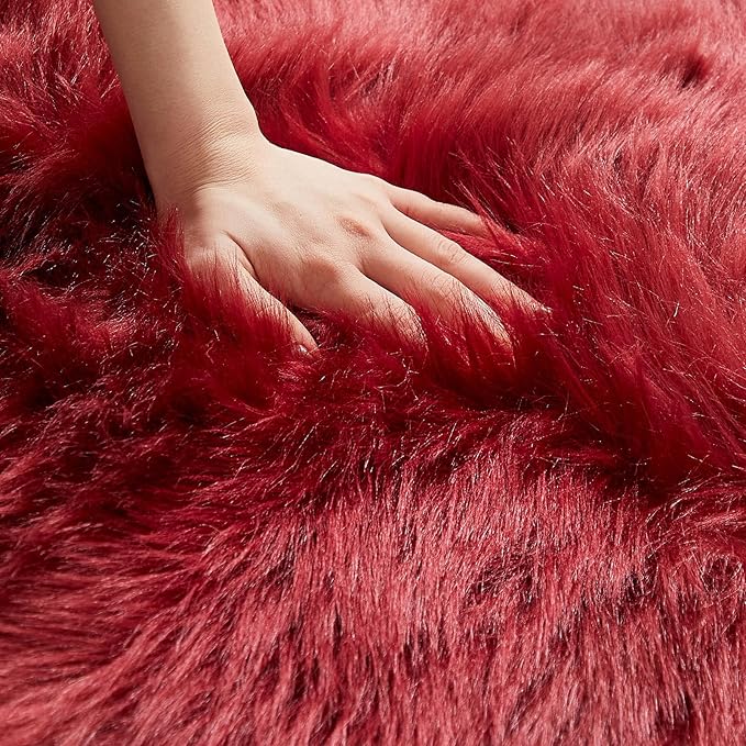 AMTOVO Faux Fur Rug, Burgundy Area Rug, Fluffy Sheepskin Rug, Fuzzy Ultra Soft 2 x 4 ft Shag Rugs for Bedroom Sofa Throw Cushion Room Decor, Sheepskin