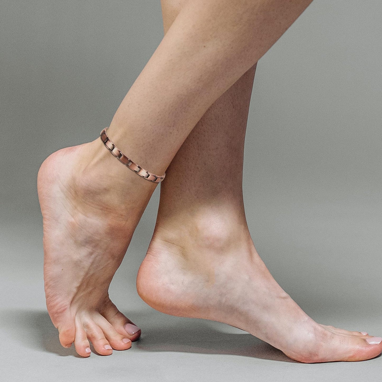 MagEnergy Copper Ankle Bracelet for Women 99.9% Pure Copper Magnetic Ankets with Ultra Strength Magnets 9.8 Inch Adjustable Copper Anklets Jewelry Gift (Plain)
