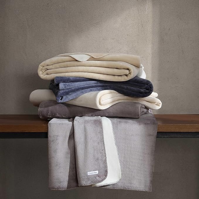 Calvin Klein - Queen Blanket, Super Soft Plush Bedding, Luxury Bed Blanket, Oeko-Tex Certified (Modern Reversible Solid Grey, Queen)