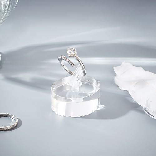 AHANDMAKER 2Pcs Clear Acrylic Ring Holder, Oval Ring Holder Blocks with Clip Ring Showcase Display Holder Rings Stand Jewelry Storage Organizer Display Riser Stand for Jewelry Ring - style: Oval