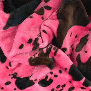 Hot Pink Blanket for Kids Lightweight Cute Soft Toddler Blanket for Girls Strawberry Pink Gifts Decor Stuff for Kids Girls Women Birthday