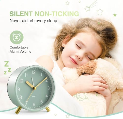 Analog Alarm Clock, Silent Non-Ticking with Night Light, Fashionable Round Metal Alarm Clock for Office, Battery Operated, Bedroom, Elderly, Adults, Children, Student Gifts
