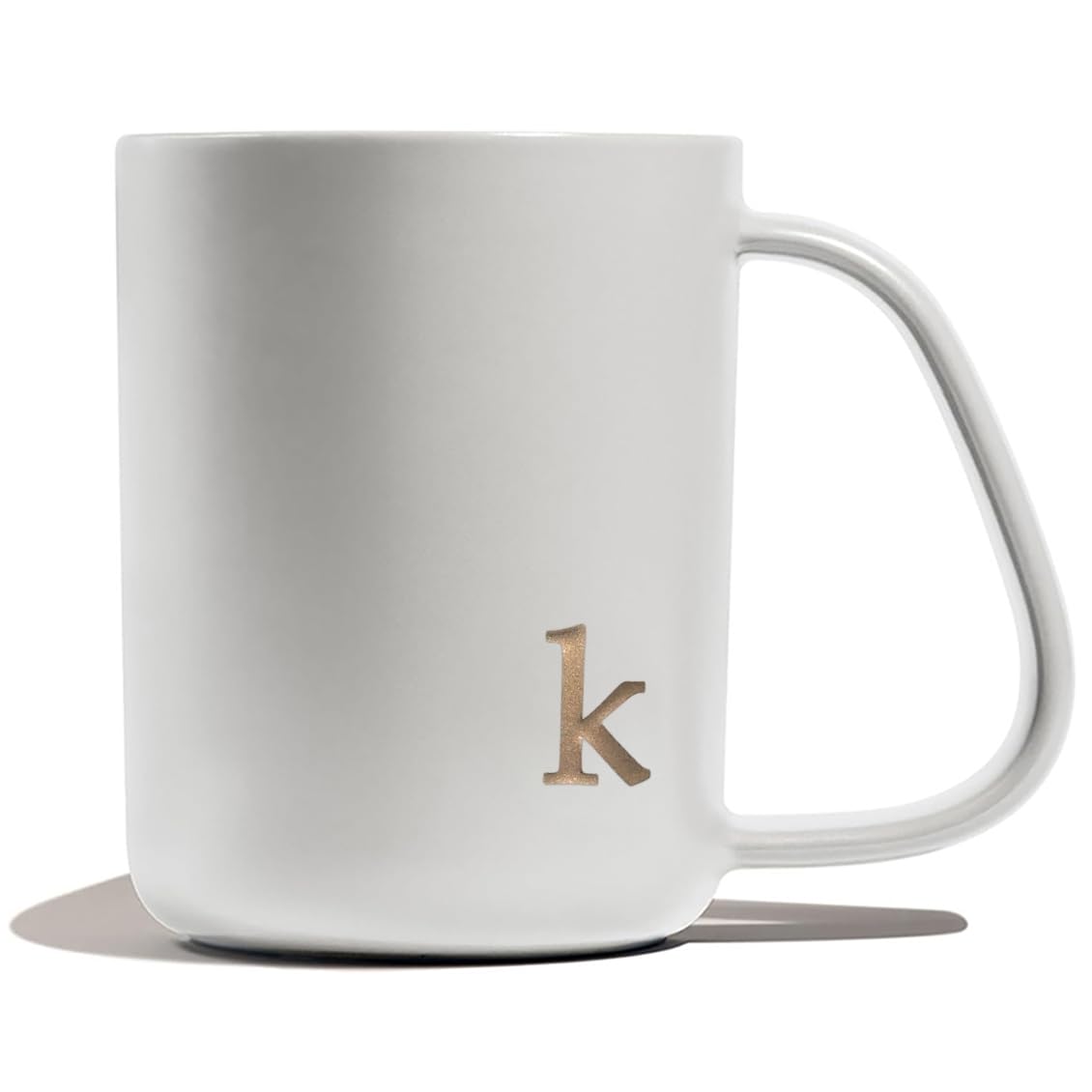 COLLECTIVE HOME - Ergonomic Handle Ceramic Mug, 15 oz Personalized Coffee Cup with Golden Initial, Microwave & Dishwasher Safe, Elegant Monogram Tea Mug in Gift Box for Home & Office (White-k)