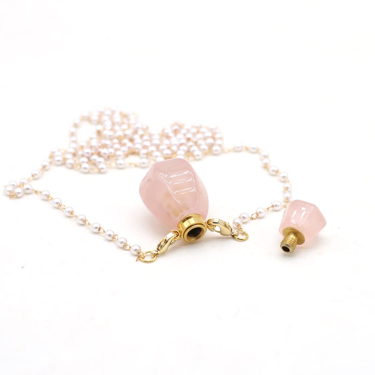 1pcs Natural Rose Quartz Stone Perfume Bottle Pendant Pearl Bead Chain Rectangle Heart Healing Stone Essential Oil Diffuser Necklace for Women Jewelry Essential Oil Diffuser