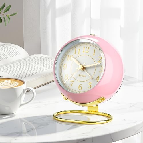 Analog Alarm Clocks,Retro Backlight Cute Simple design Small desk Clock With Night Light,Silent Non-Ticking,Battery Powered,For Kids,teens,Bedroom,travel,kitchen,Bedside Desk decor. (Light pink)