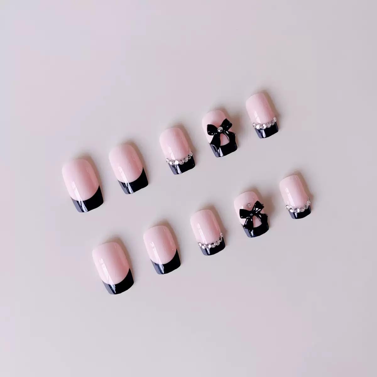 CTTHNBD Short Press on Nails Square - Black French Tip Fake Nails with Bow Charms Design - Rhinestone, Stick on - for Women 24 Pcs
