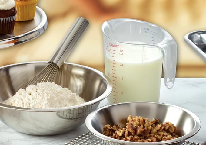 Winco PMCP-200 Measuring Cup, Polycarbonate, 2-Quart, Clear