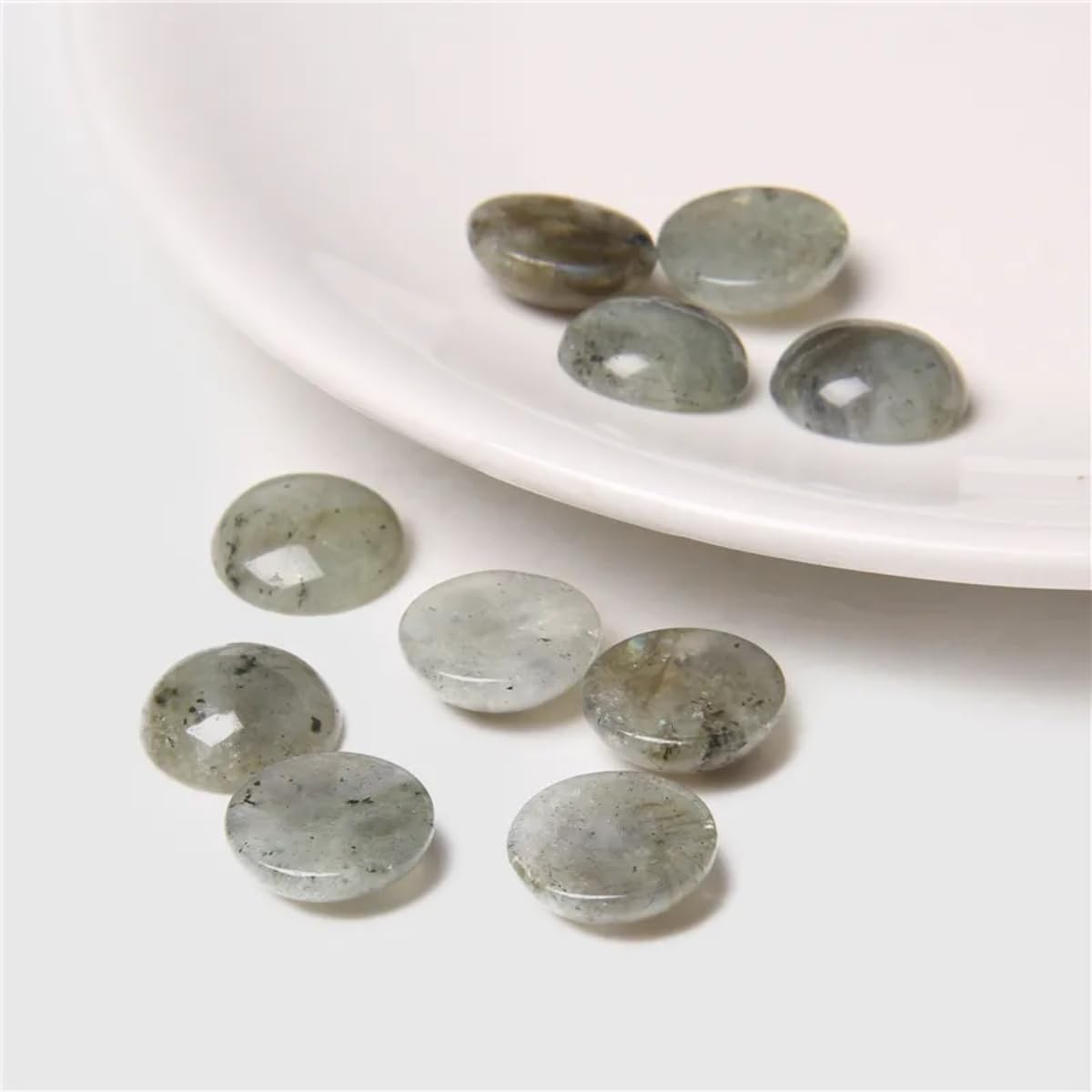 20pcs 16mm Natural Stone No Hole White Labradorite Semicircle Smooth Cabochons Beads Healing Chakra Crystal Stone Bead for Jewelry Making Rings Earrings Necklace Bracelet DIY Crafts