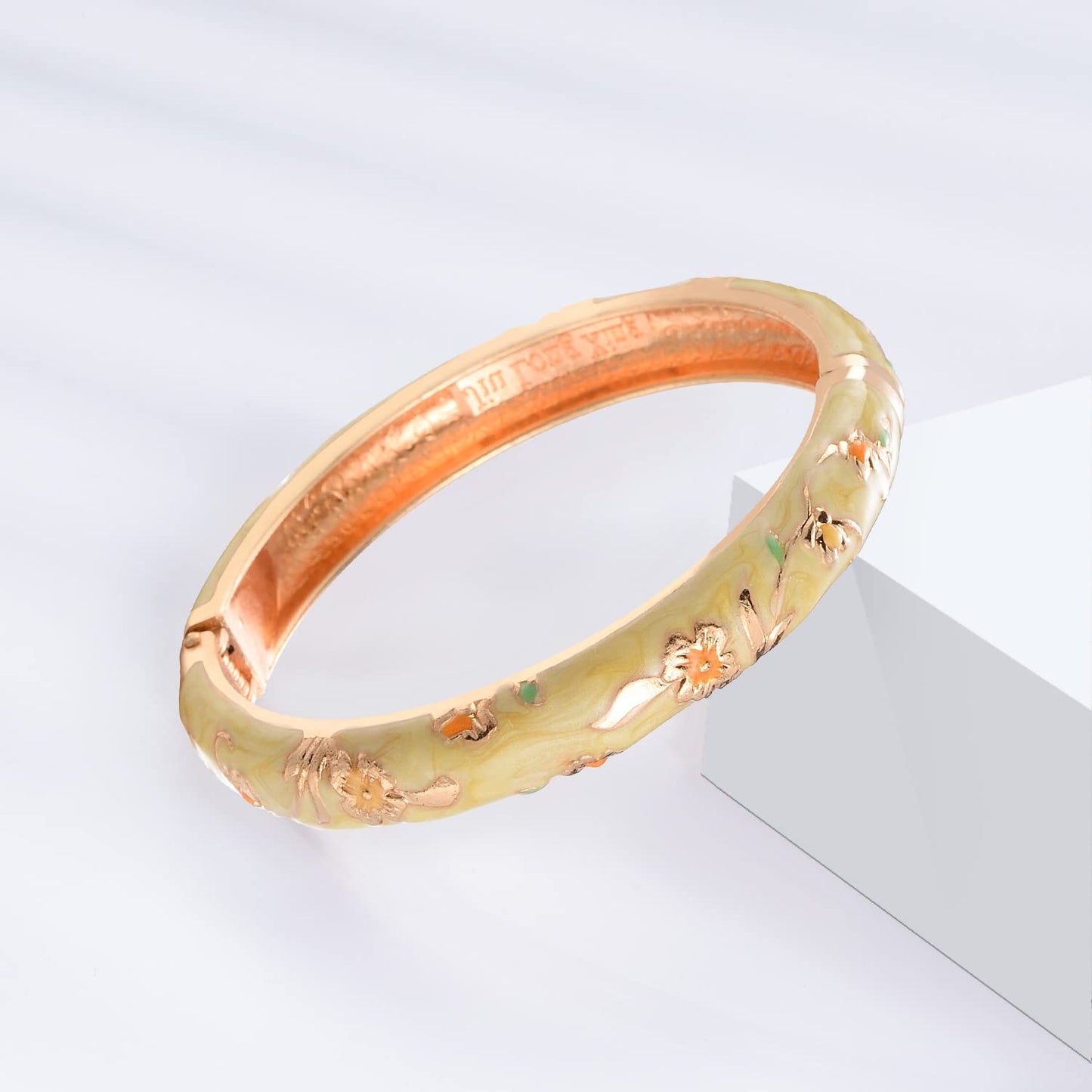 UJOY Designer Bracelet Flower Enameled Jewelry Spring Hinge Cuff Cloisonne Bangles Set Gift Box Packed 55A111-55B31 Cream Yellow