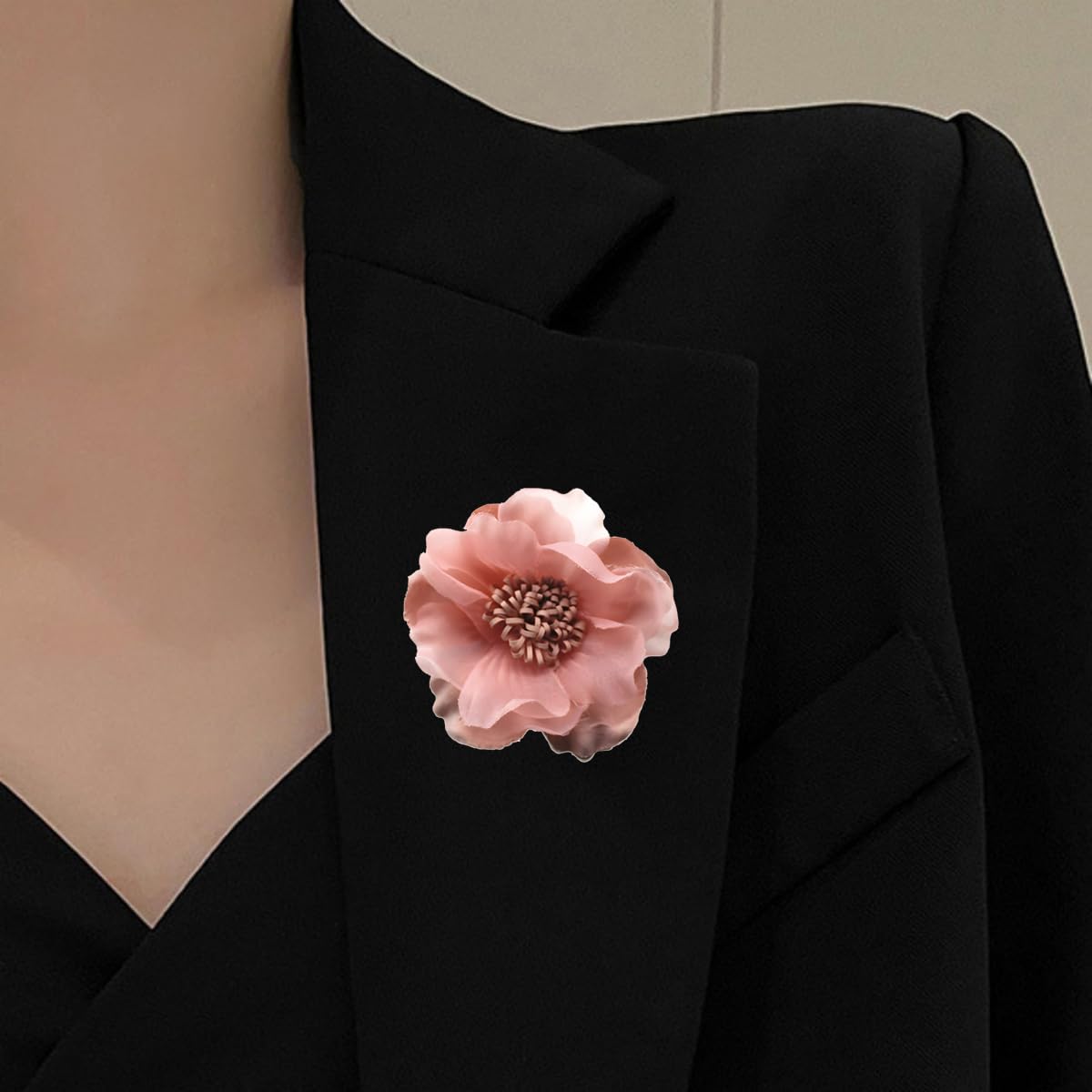 Elegant Large Cloth Flower Brooches Big Camellia Flower Pin for Women Dainty Cloth Fabric Rose Brooches Dress Skirt Scarf Hat Pins Clothing Decoration Accessories (P)